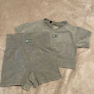 BO+TEE Gray Lounge Set